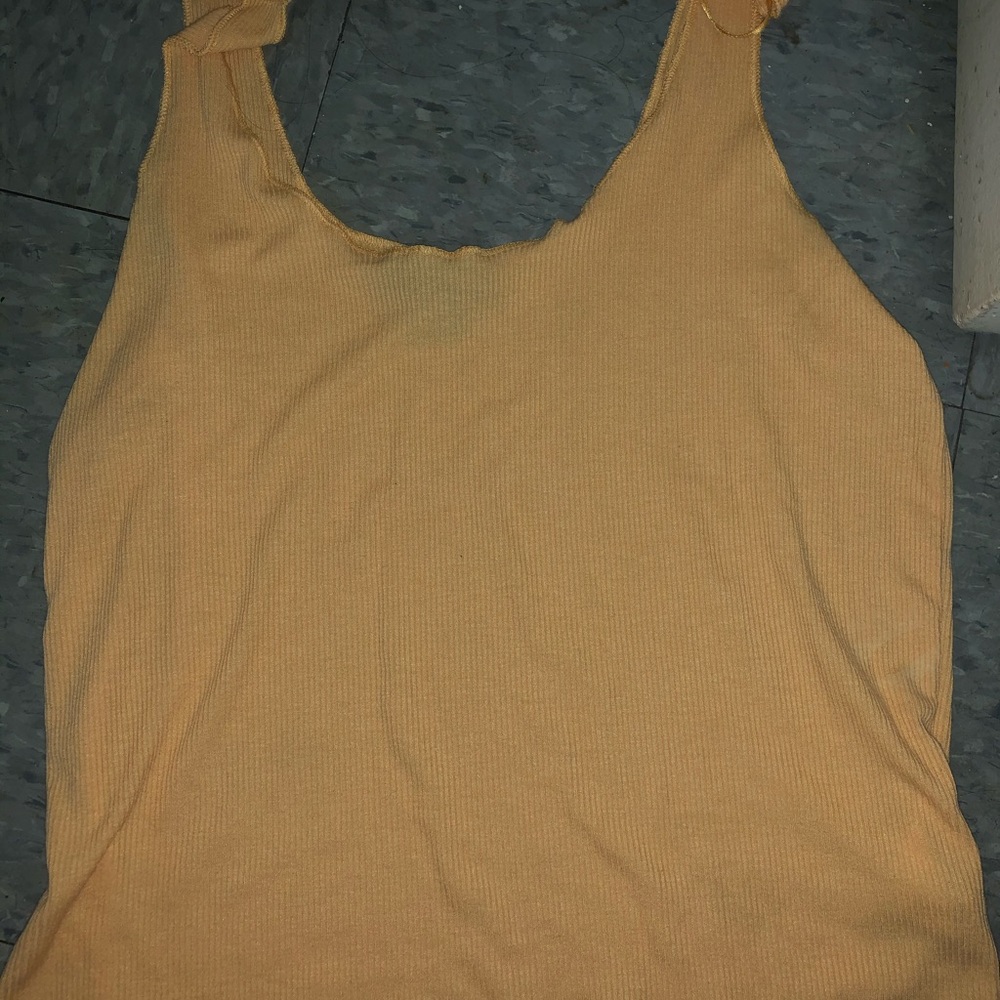 Cute yellow tank top